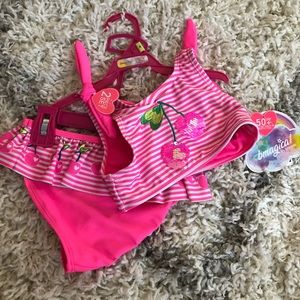 New swimsuit 4T